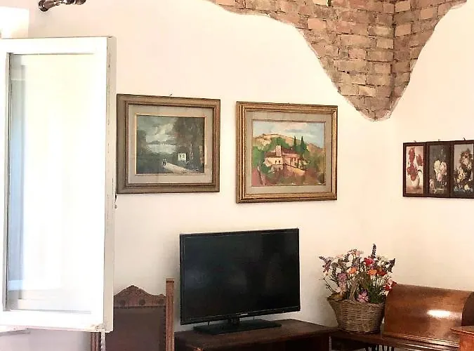 Casa Patti Alle Porte Di 아파트 시에나